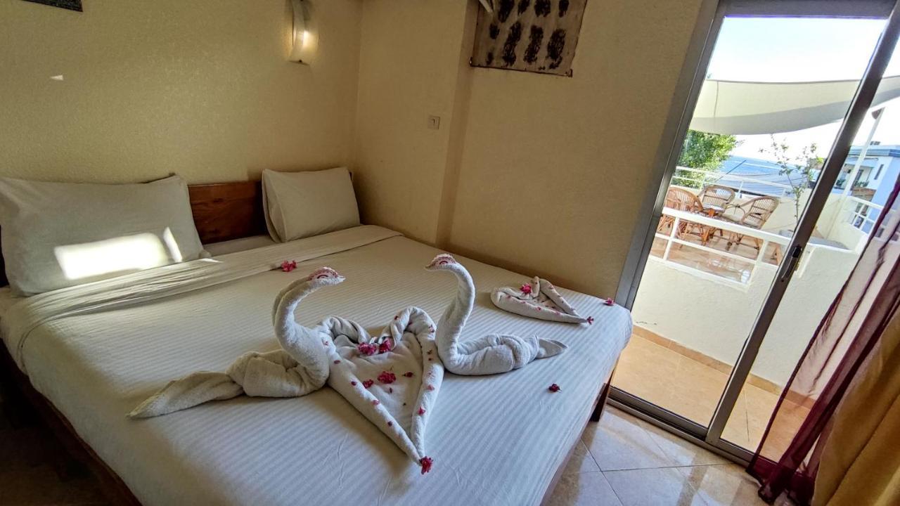 Golden Europe Hotel 达哈布 外观 照片